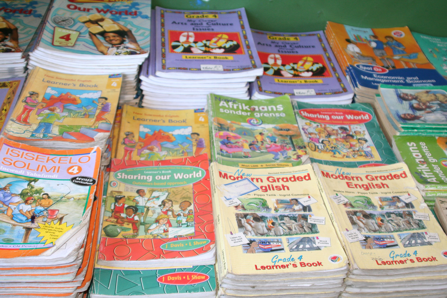 Bibliotek - Umlalazi og Esiqwaqweni barneskoler